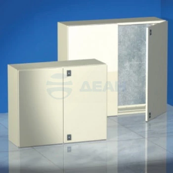R5CE1213 DKC Шкаф монтажный