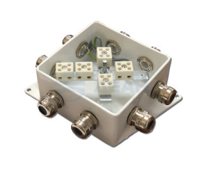                         Коробка монтажная КМ-О (10к*6,0)-IP66-120х120, четыре ввода  (Гефест) 
						