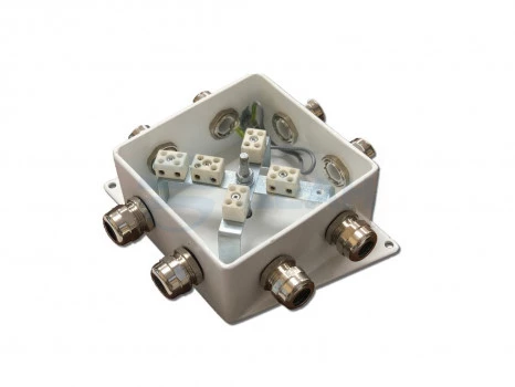 КМ-О (10к)-IP66-120х120, пять вводов Гефест Коробка монтажная
