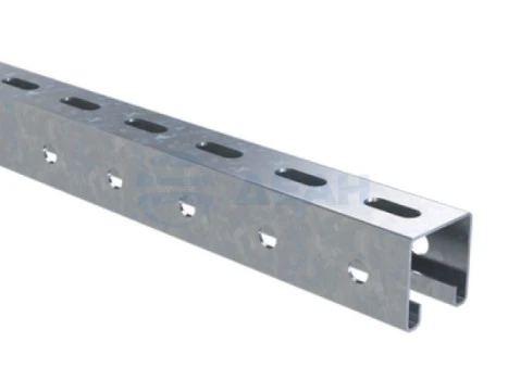 BPL4112 DKC Траверса монтажная